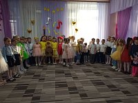 Конкурс вокального творчества «На крыльях детства»: юные ершовские таланты очаровали жюри