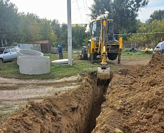 В селах Ершовского района обновляют водопроводные сети по программе поддержки местных инициатив