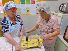 Ершовские «читалочки» играли в «Крокодила» и пекли пироги с малиной
