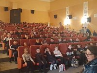 Школа №5 г. Ершова всем составом побывала на премьере "Чебурашки"