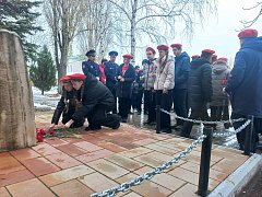 В Ершове почтили память сотрудников полиции, погибших при исполнении служебных обязанностей