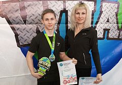 Ершовский спортсмен стал абсолютным чемпионом России в турнире по пауэрлифтингу