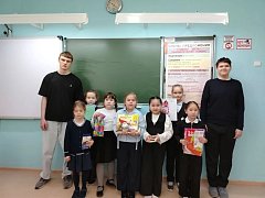 «Сундук храбрости»: ершовские школьники поддержали маленьких пациентов детской больницы