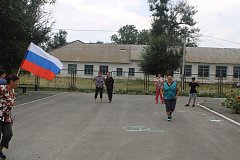 В День российского флага в Ершовском районе прошел спортивный праздник
