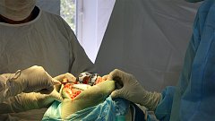 Встать на ноги в Балаково помогают операции на коленных и тазобедренных суставах