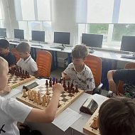 Интеллектуальный триумф в «Галактике64»: ершовские шахматисты покоряют областной пьедестал