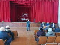 Глава Ершовского района Константин Мызников встретился с жителями с. Красный Боец