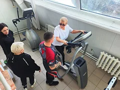 Ершовский ФОК «Дельфин» радушно встречал гостей