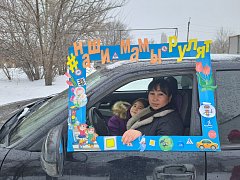 Ершовские мамы-водители поучаствовали в акции «Наши мамы рулят!»