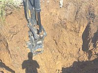 На одной из улиц Ершова прокладывают водопровод