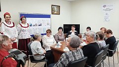 Ершовских женщин поздравили на праздничной программе «От всей души»