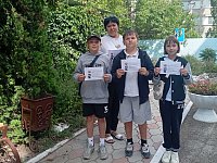 Маленьким ершовцам раздали памятки юного пешехода