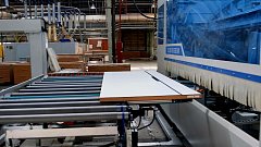 В Саратовской области запустили производственную линию, которая изготавливает одну межкомнатную дверь в минуту