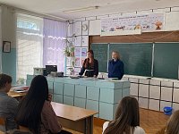Представители ершовских служб системы профилактики провели разъяснительные беседы со старшеклассниками