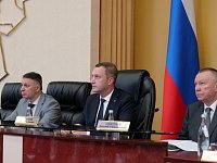 Губернатор поручил обеспечить безопасность на выпускных вечерах