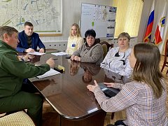 Временно исполняющий полномочия главы Ершовского муниципального района Андрей Шубин провел личный прием родственников участников СВО