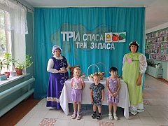 В ершовском селе прошла познавательно-игровая программа для детей «Три Спаса — три запаса»