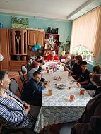 В ершовском центре социального обслуживания организовали «путешествие в страну детства»