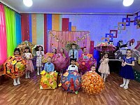 День разноцветных зонтов прошел в ершовском детском саду