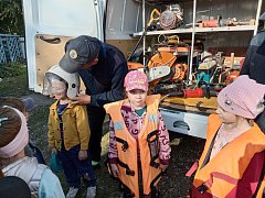 Ершовские дошколята узнали, как работают настоящие герои