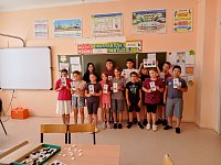 В рамках акции «Безопасность дорожного движения» ершовским школьникам раздали буклеты с полезной информацией