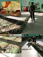 Ершовские сельчанки надеются, что сплетенные ими с добрыми мыслями масксети помогут бойцам оставаться в безопасности