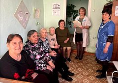 Получателей социальных услуг Ершовского района ориентируют на здоровый образ жизни