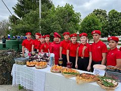 Ершовцы благодарят коллектив агролицея за военно-полевую кухню на празднике 9 Мая