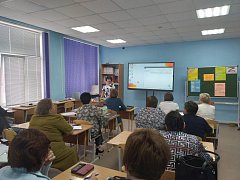Ершовские школы продолжают укомплектовывать цифровой техникой