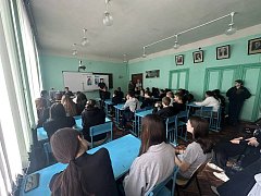 Ершовские представители правоохранительных органов проводят "Уроки безопасности в сети" со школьниками