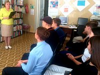 Детская библиотека  встретила ершовских ребят интересной программой