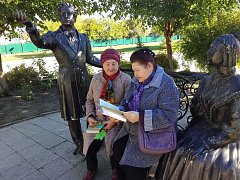 «Дерево добра» в центре социального обслуживания населения Ершовского района продолжает радовать приятными моментами