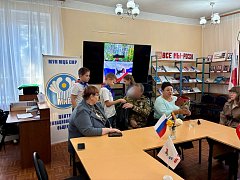 Патриотический час «Герои СВО — защитники России!» объединил ершовцев разных поколений и общественных объединений