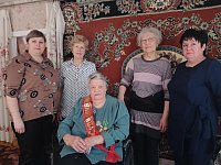 Жительница Ершова отметила 100-летний юбилей