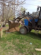 В песочницы для ершовской детворы завезли песок