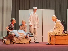 Ершовские «серебряные» театралы побывали на премьере спектакля и остались в искреннем восхищении