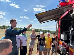 Ершовских «дельфинят» учили оказывать первую помощь пострадавшим