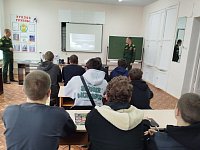 Ершовские студенты пообщались с курсантами Саратовского высшего артиллерийского командного училища