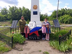 Жители Ершовского района несут «Вахту Памяти»