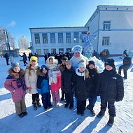 Весело и вкусно отметили Широкую Масленицу в ершовской школе