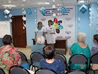 Совместными усилиями социальные и медицинские работники заботятся о здоровье пожилых ершовцев