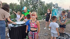 Большой праздничной программой с дискотекой отметили День села в Ершовском районе