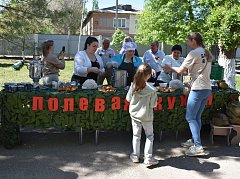 В Ершовском реабилитационном центре  прошел праздничный концерт «Да здравствует Великая Победа и радостный май!»