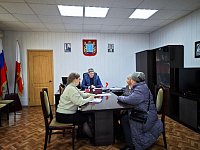 Глава Ершовского района Константин Мызников  провел прием граждан  по широкому спектру вопросов
