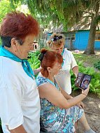 "Серебряные" волонтеры Ершовского района  провели акцию к Международному дню друзей