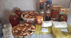 «Посылки добра» для бойцов СВО подготовили  соцработники из ершовского села