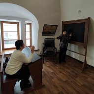 Год педагога  завершился для педагогов-ветеранов из Ершова экскурсией в музей К.А. Федина