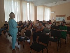 В Ершове прошло обсуждение вопросов реализации нацпроекта "Образование" с участием активистов "Народного фронта"