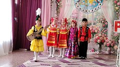 Единство народов на театральной сцене: в Ершове прошел творческий конкурс