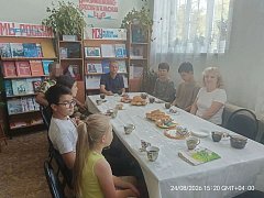 В ершовском поселке прошла теплая встреча с участником СВО Радиком Р.